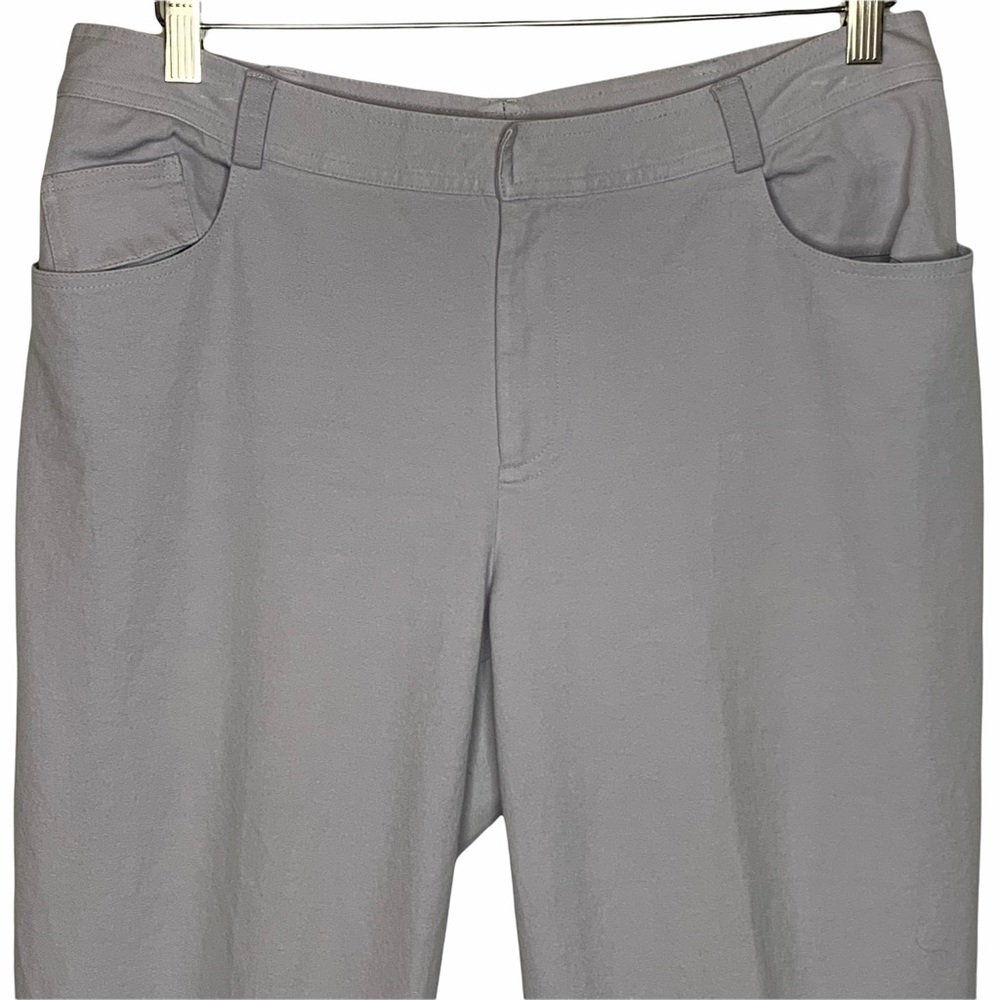Company Ellen Tracy French Gray Straight Leg Jeans Size 12 Spandex High Stretch - Picture 3 of 14